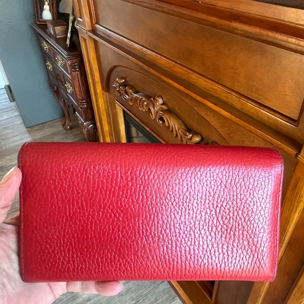 Gucci Red Leather Double G Wallet GUC - Picture 3 of 10